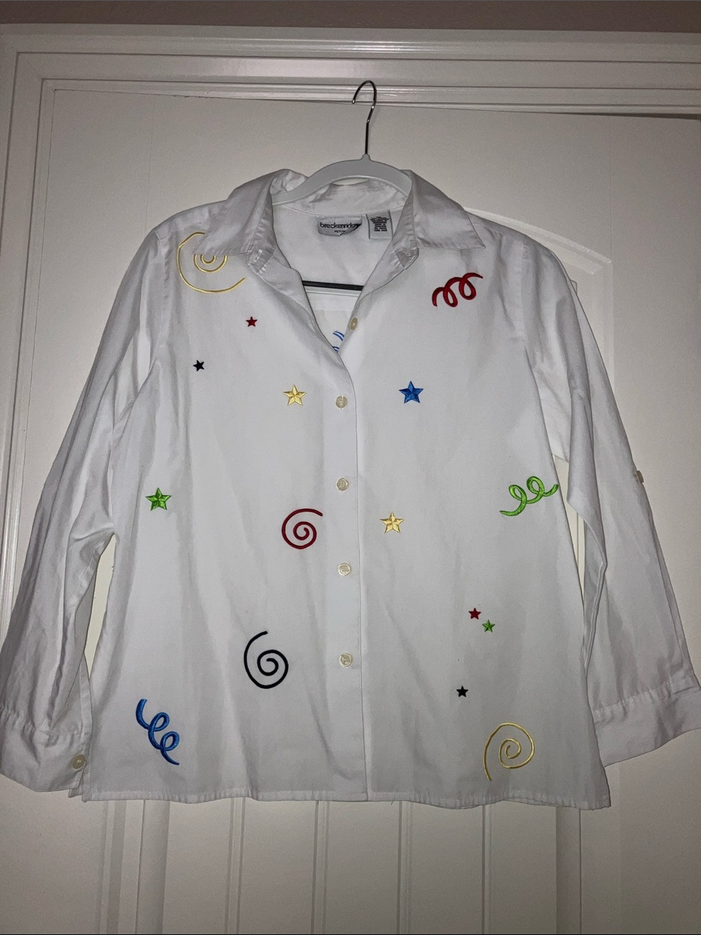 Breckenridge white Embroidered Swirl & Star Button-Up Shirt M cotton